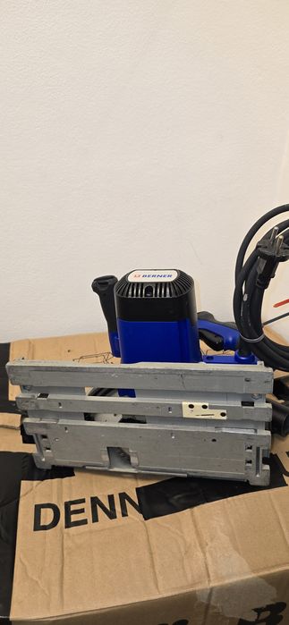 Berner BPS-59 E circular cu plonjare dewalt