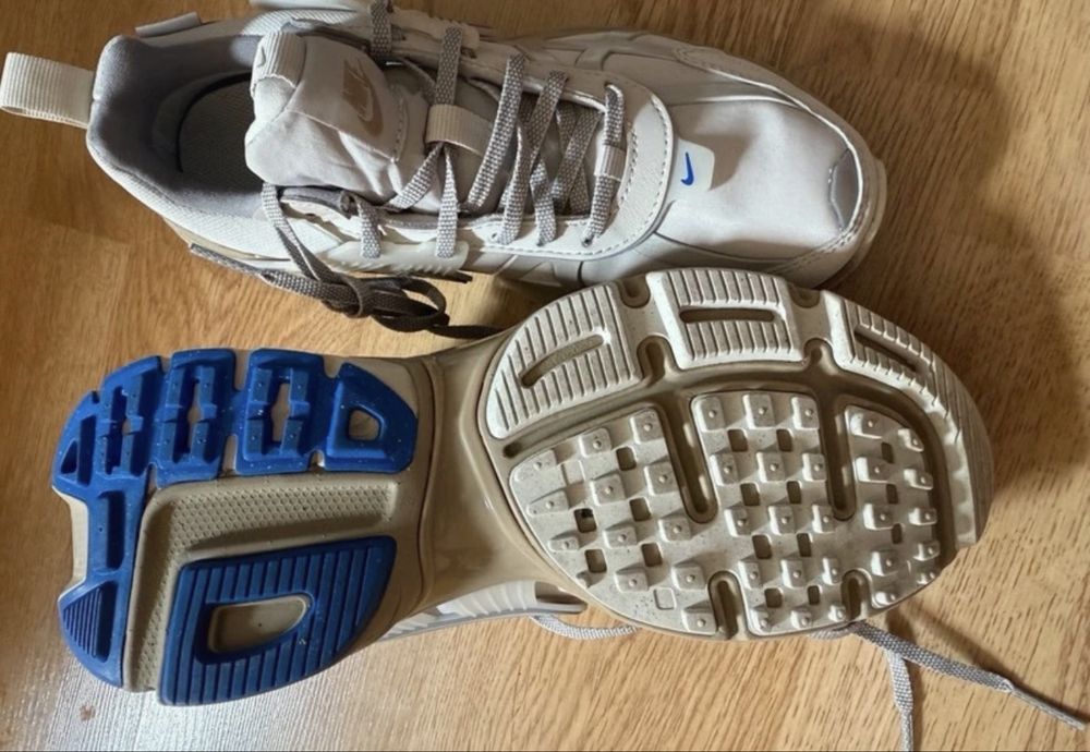 Nike V2K Run gore-tex