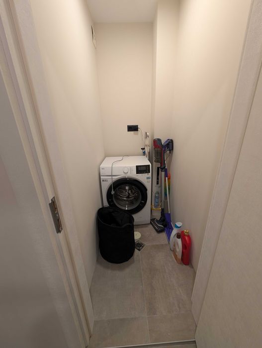 3 стаен под наем Винс