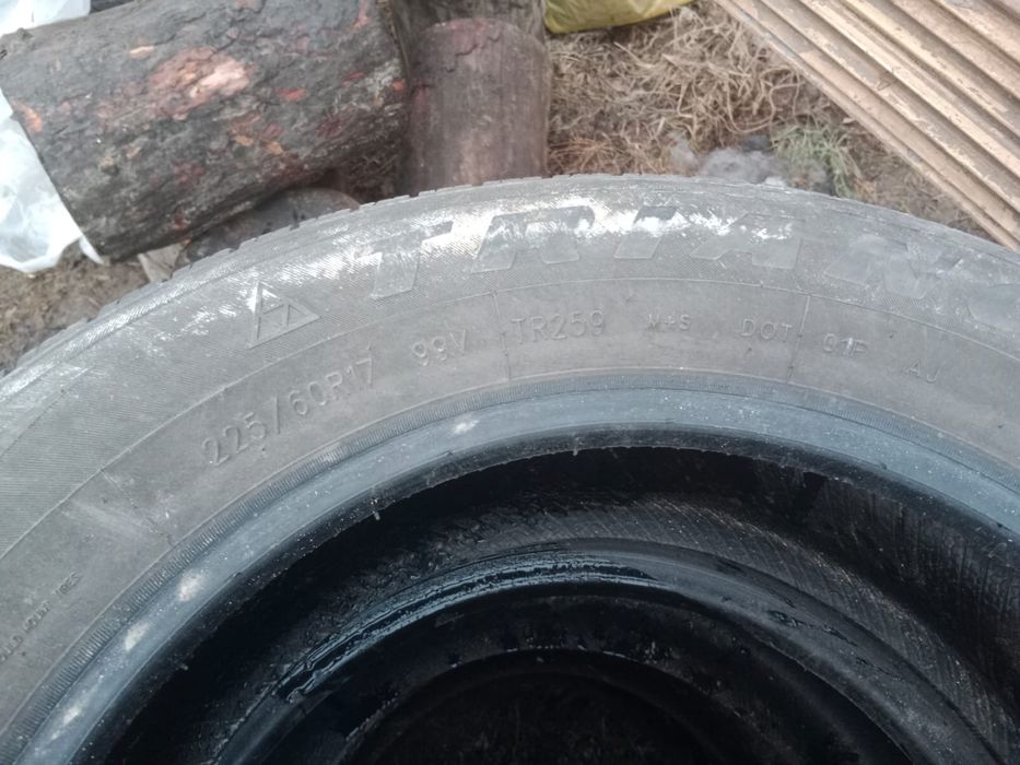 Продам летнию резину