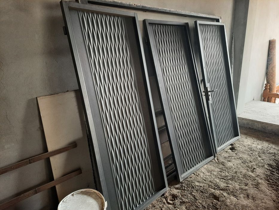 Дарвоза сотилади келишамиз