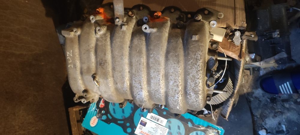 Двигатель 2UZ-FE