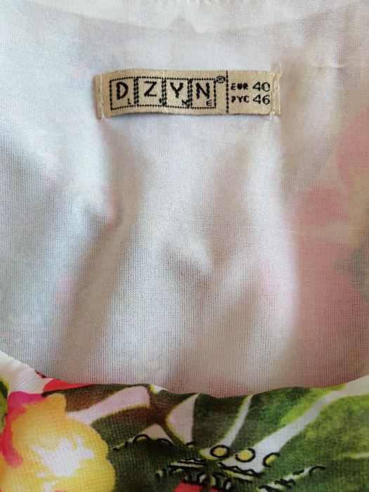 Продам очень нарядное вечернее платье