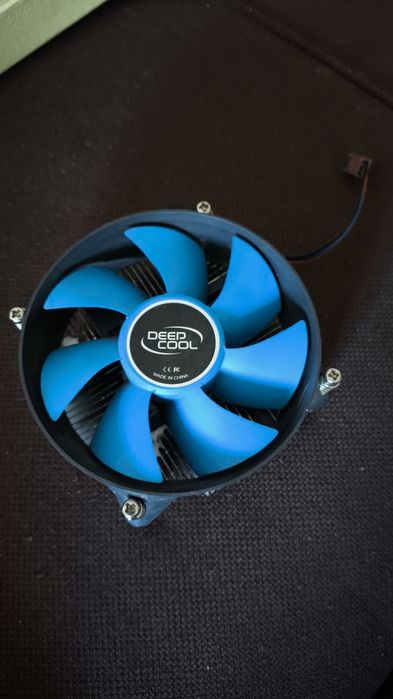 процессорный кулер от deepcool