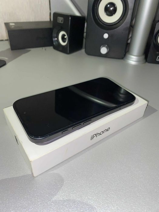 iPhone 16 cu garantie.