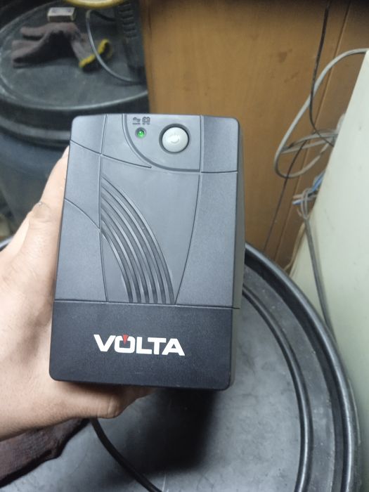 Продам UPS источник бесперебойного питания