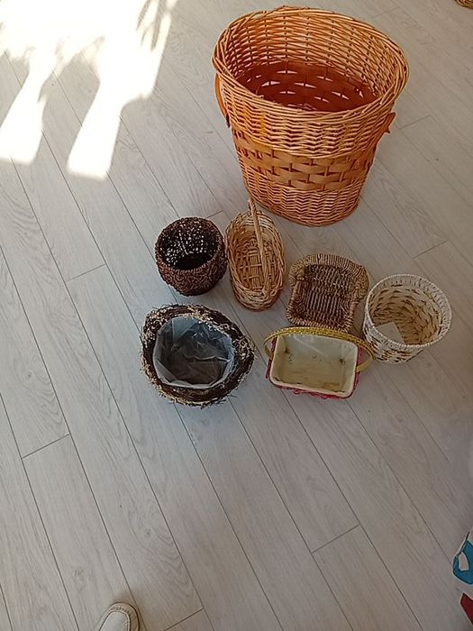 Кашпо,продам,для цветов.