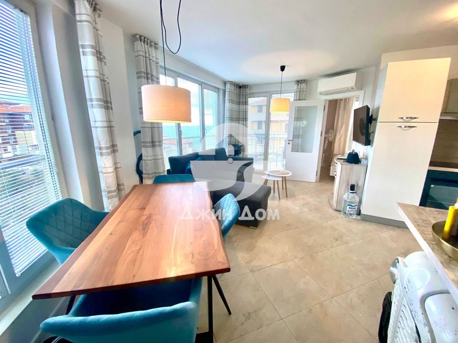 Продава се Двустаен апартамент в Свети Влас - 96 кв.м за 1042 €/кв.м - Снимка #3