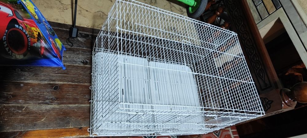 Qafas sotiladi 65×45 parkovkaga