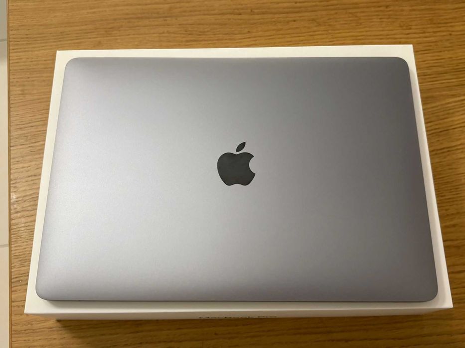 MacBook Pro 13 2018 CTO i7/16GB/512GB, 4x TB3, ca nou