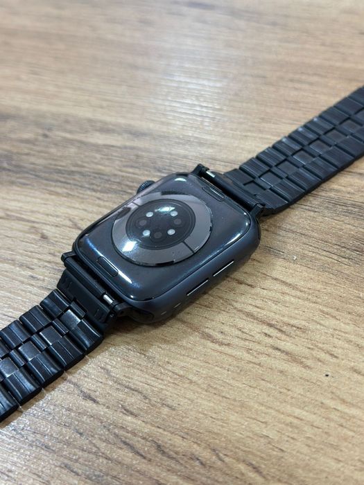 APPLE WATCH 6  series