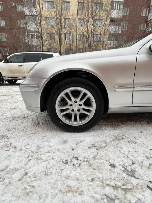 Мерседес. С 203  Объем 2 Компрессор