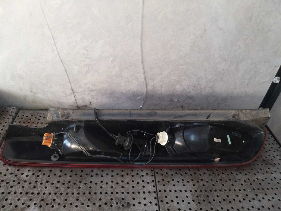 Stop tripla lampa dreapta ford focus 2 facelift 8m5113404a