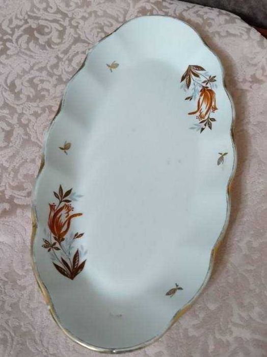 Блюдо   универсальное - для рыбы, мясной нарезки, овощей. Пр-во рига.