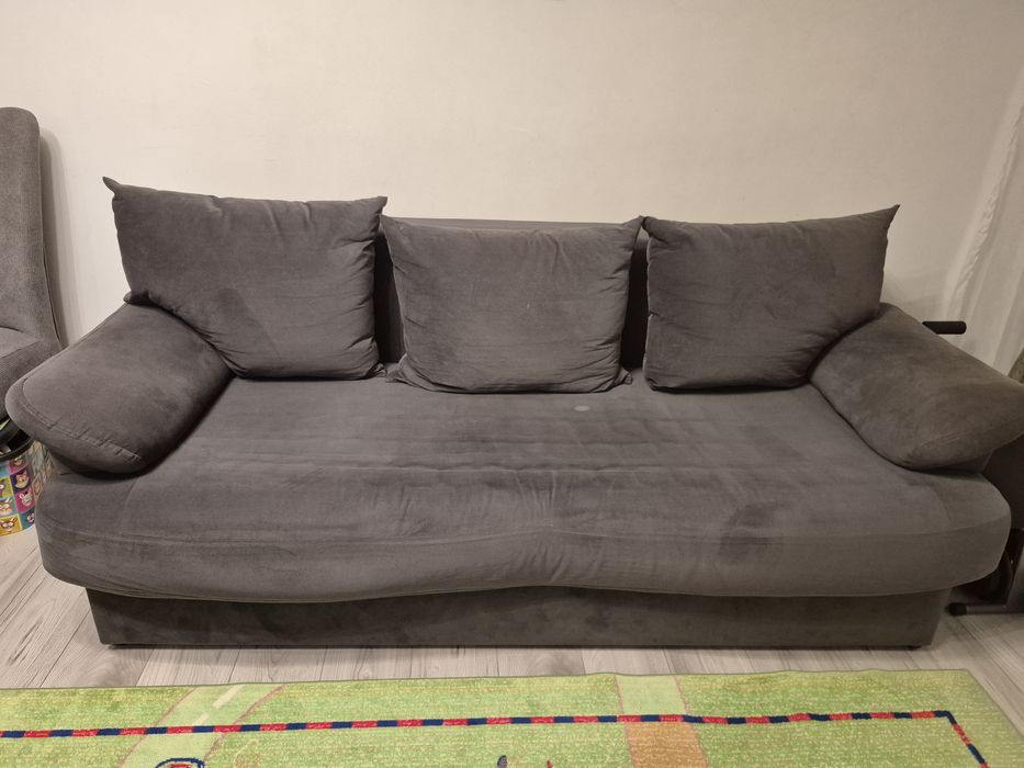 Vând canapea extensibila 160x200
