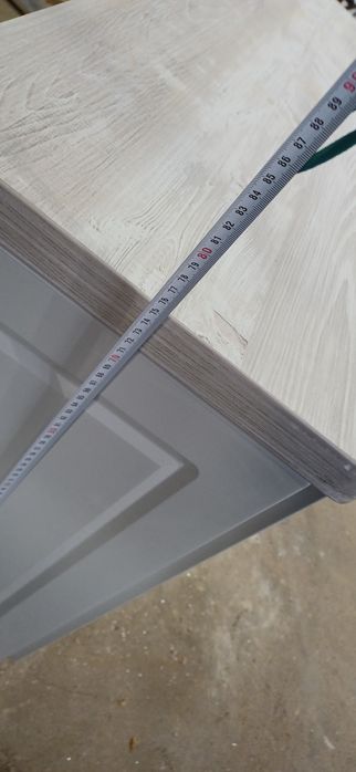 Чисто нов ъглов шкаф