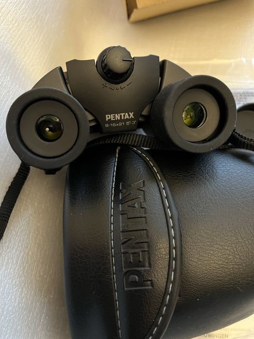 Binoclu Pentax -nou