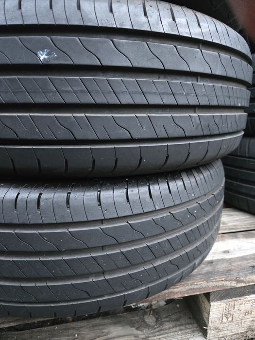 4бр. 215 60 17 Goodyear летни.