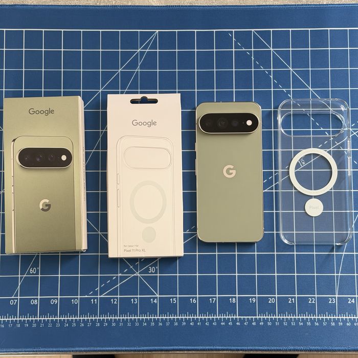Google Pixel 11 Pro XL 256GB (Olive)