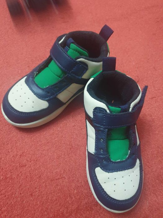 Детские ботиночки Zara