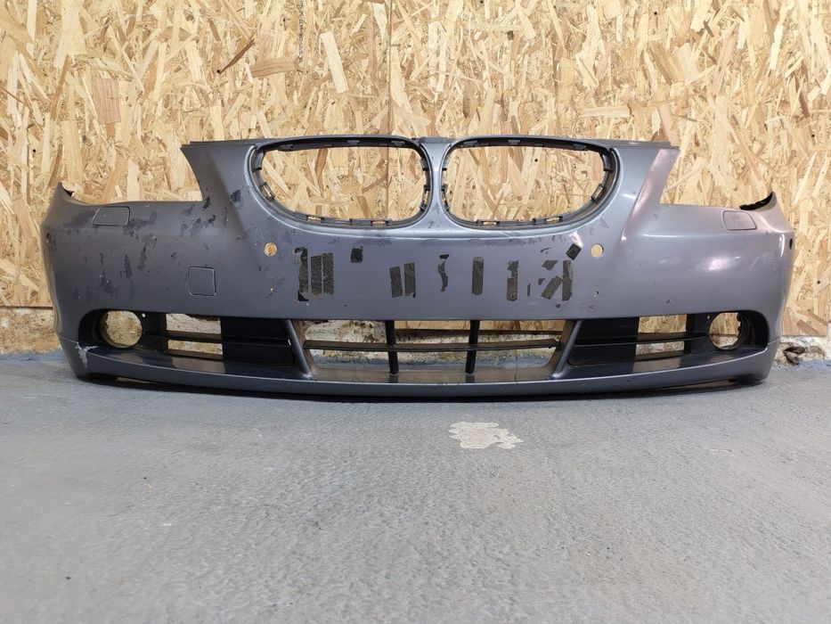 Bara fata BMW seria 5 E60 E61 an 2003-2007 cu senzori de parcare si fa