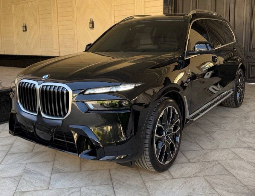 BMW X7 xDrive 40i 2026 год
