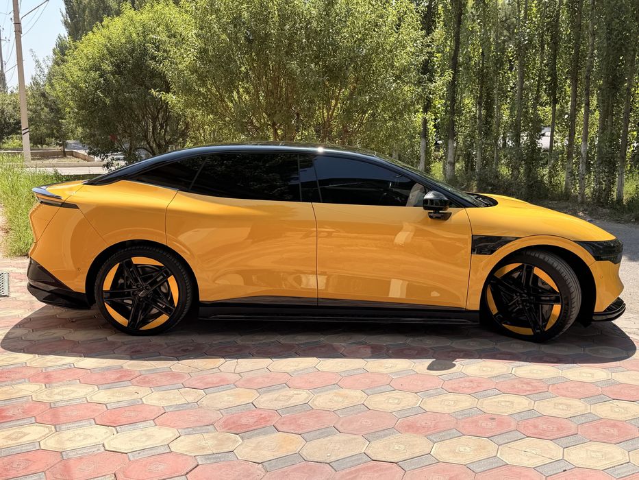 Zeekr 007 performance 2,7 секунд 100 kw