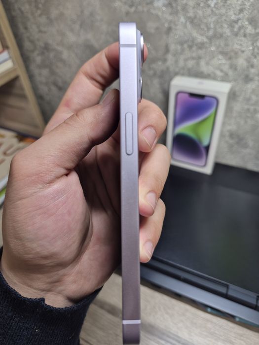 Продаю Iphone 14 purple