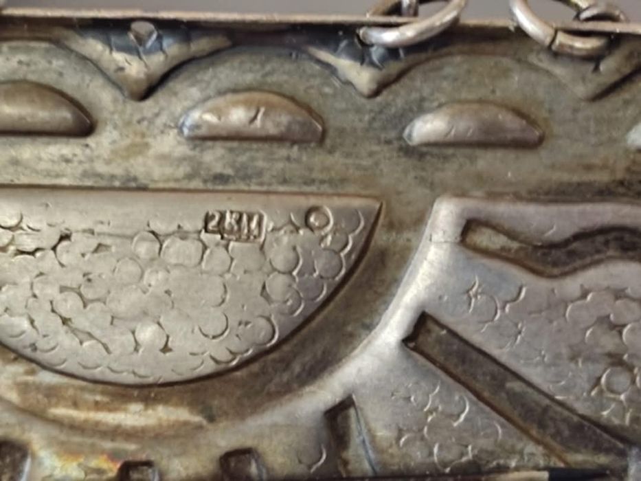 Стара руска Сребърна брошка с кехлибар