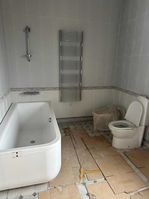 СРОЧНО!!! Продам коттедж в центре  города