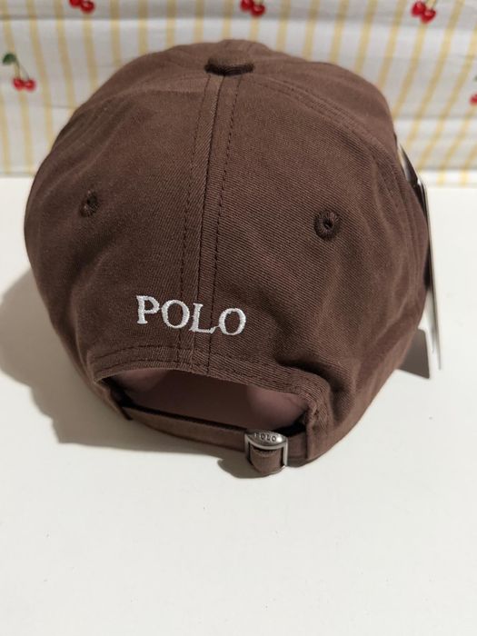 Șapca polo maro !noua!