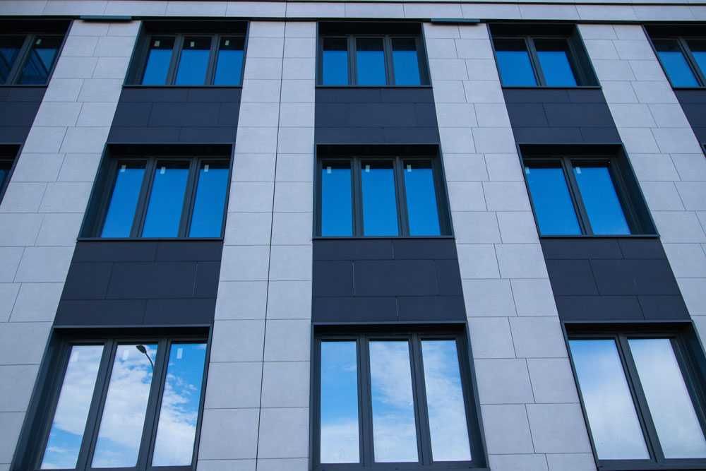 Akfa oyna va eshik Акфа окна и двери Plastik romlar arzon va sifatli