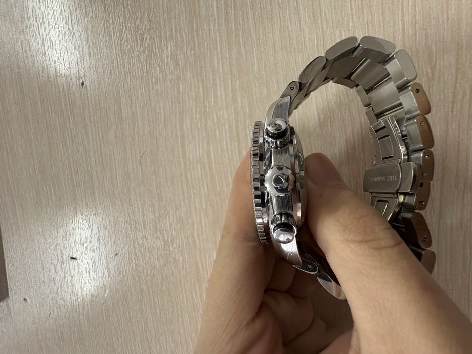 OMEGA Seamaster.