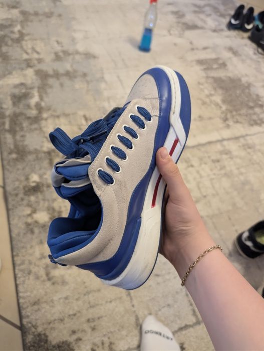 Adidași Dolce Gabbana