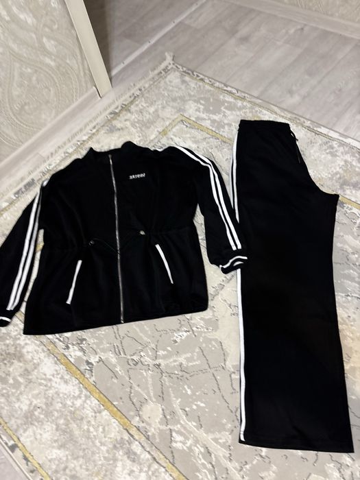 Новая спортивка 54р продам