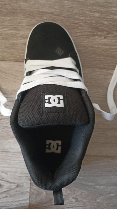 DC shoes court graffik