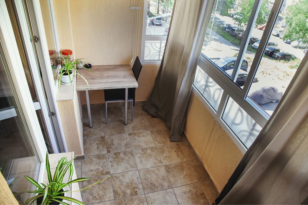 Дава се под наем Двустаен апартамент в Варна, Базар Левски - 66 кв.м за 612 € - Снимка #7