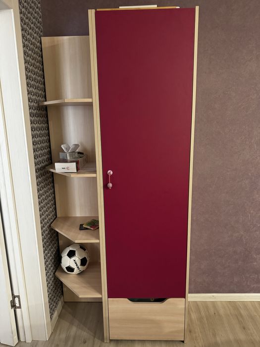 Стол письменный для школьников