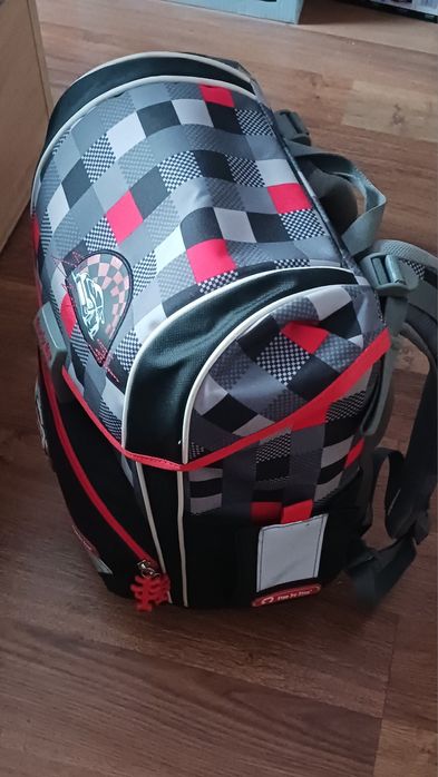 Ученическа раница за  първолак Hama step by step