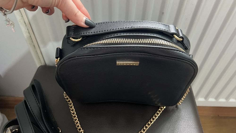 Чисто нова чанта