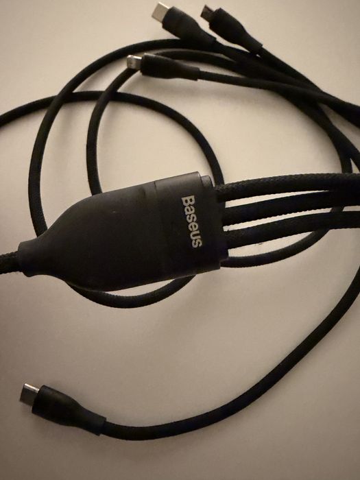 Кабель 3-в-1 Baseus: USB-C / Lightning / Micro-USB