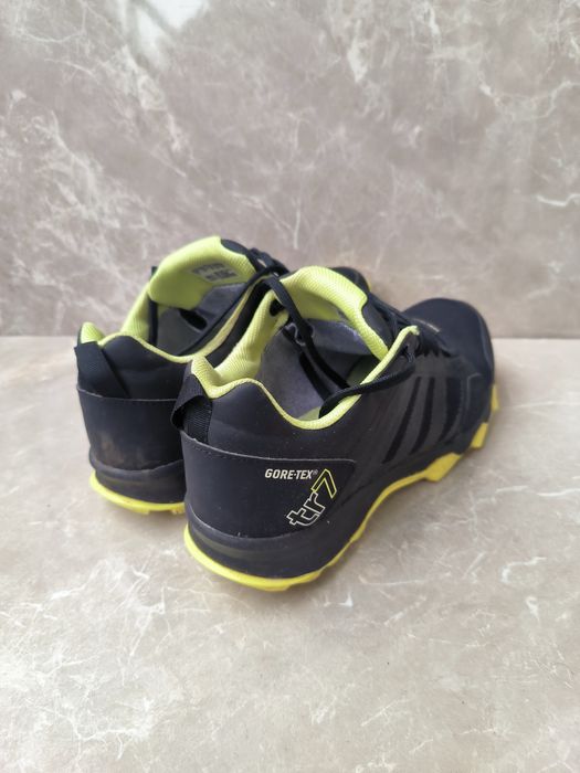 Adidas номер 40 Kanadia 7 Gore Tex  W