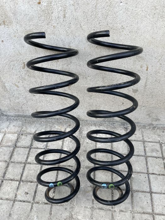 Пружини за audi a4 b5 1.8T на предно решетка kamei без забалежки