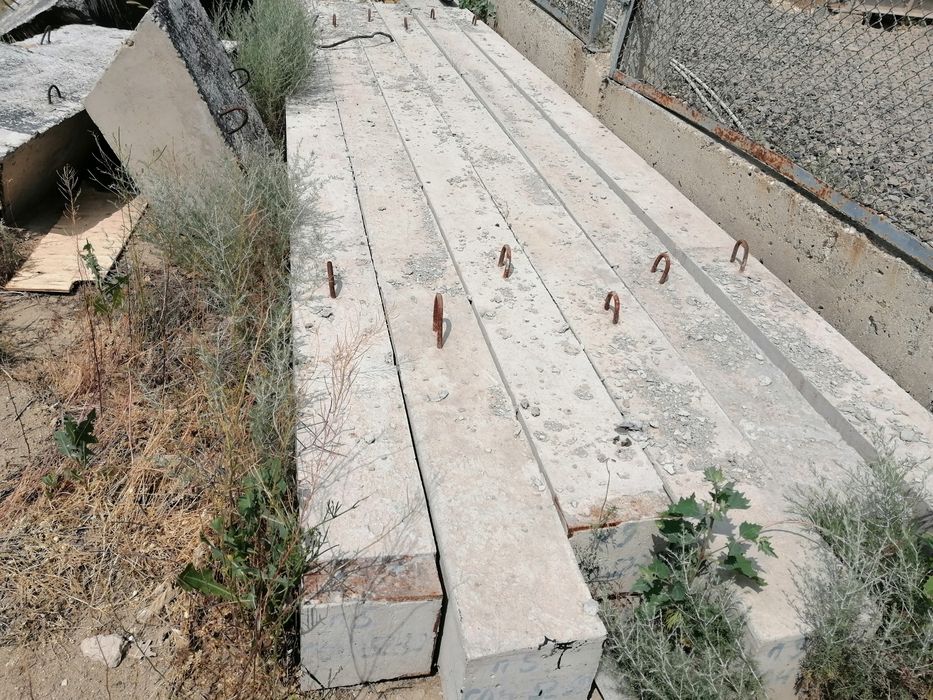 Продам стойки жб  СОН-52(усо)