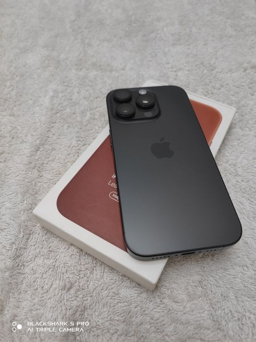 Vând/Schimb iPhone 16 Pro 98% 128GB  Black Titanium 9.7/10