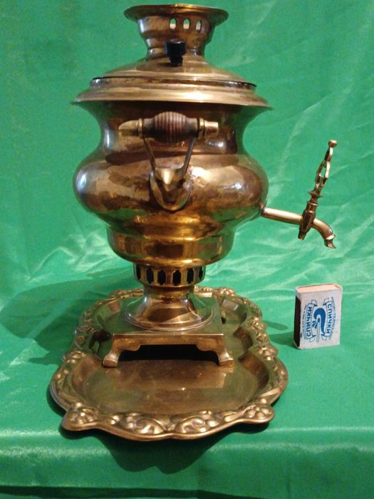 Редкий коллекционный самавар 1 лтр состояние отличное