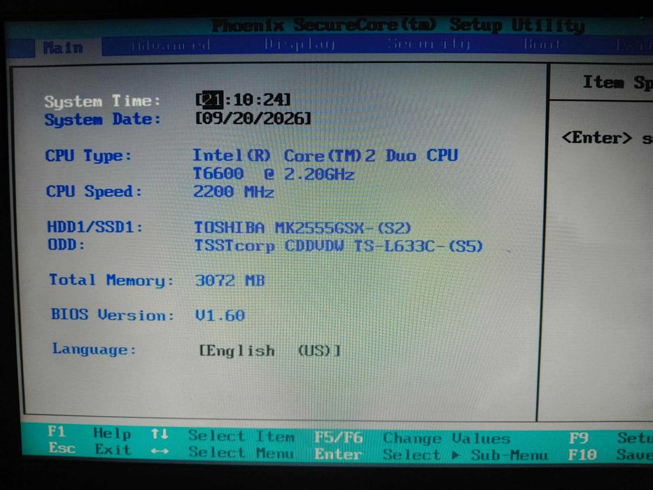 Vand laptop TOSHIBA SATELLINTE L500 pret 200 lei