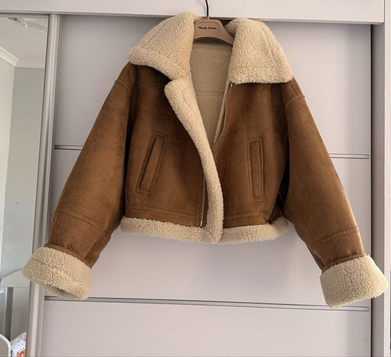 Късо палто Mango