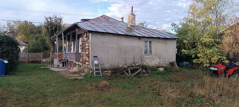Casa+teren de vânzare