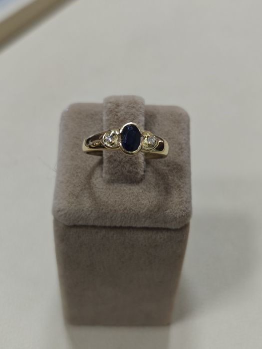Inel aur 18k 2.29gr cu safir și diamante naturale (r)
